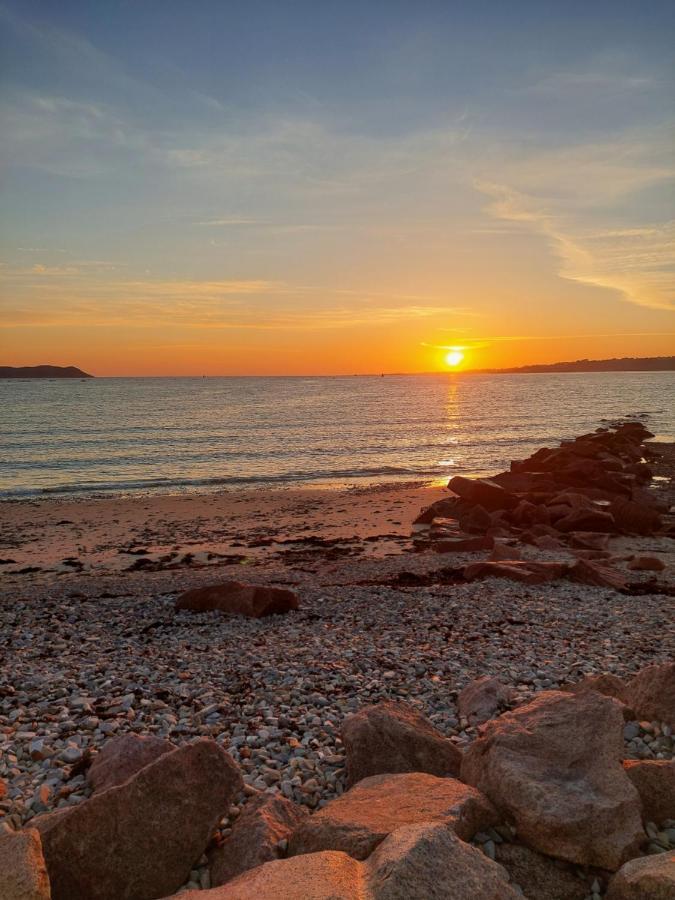 Studio Expose Plein Sud Vu Sur Le Port De Plaisance Perros-Guirec Bagian luar foto